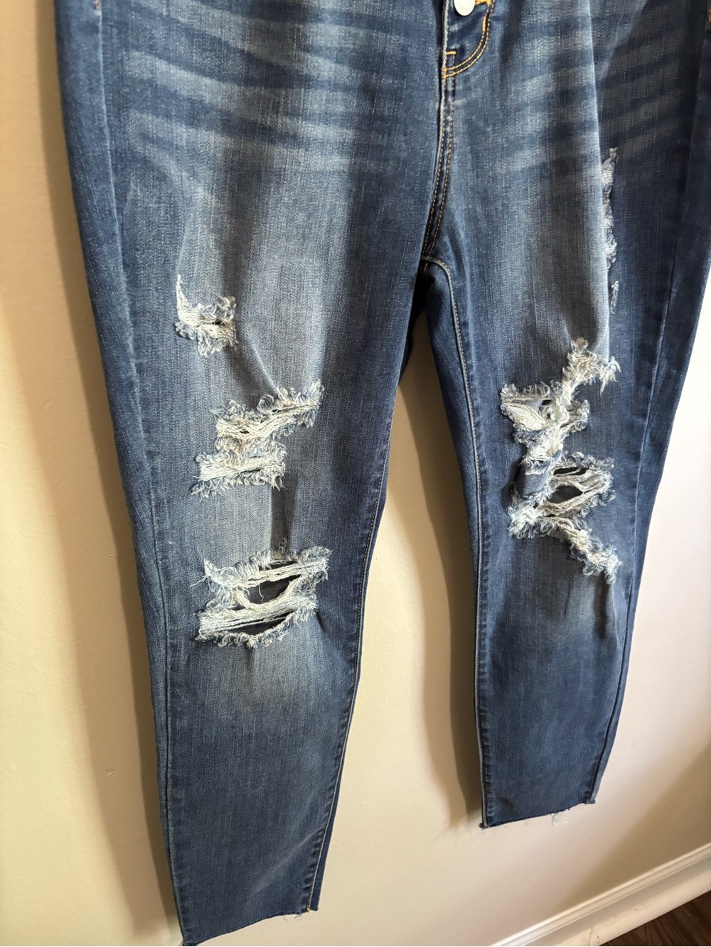 Judy Blue Women's High-Rise Distressed Skinny Jeans - Picture 9 of 10